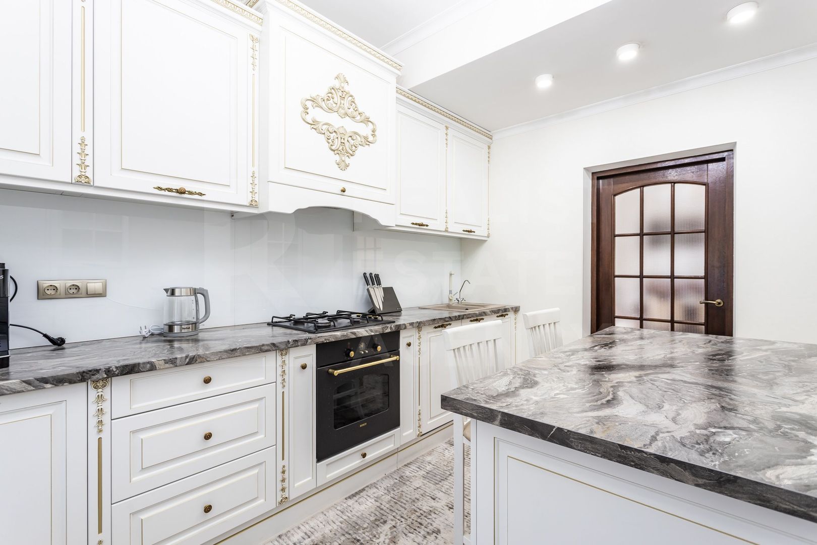 Chirie, casă, 270 mp, strada Grenoble, Botanica - Poză 1