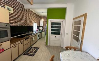 Vând apartament 2 camere, renovat - Cartierul Funcționarilor - Poză 5