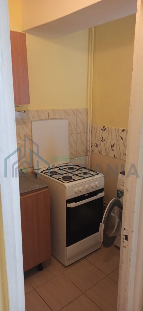 Închiriez garsonira - Gara Nicolina - Poză 3