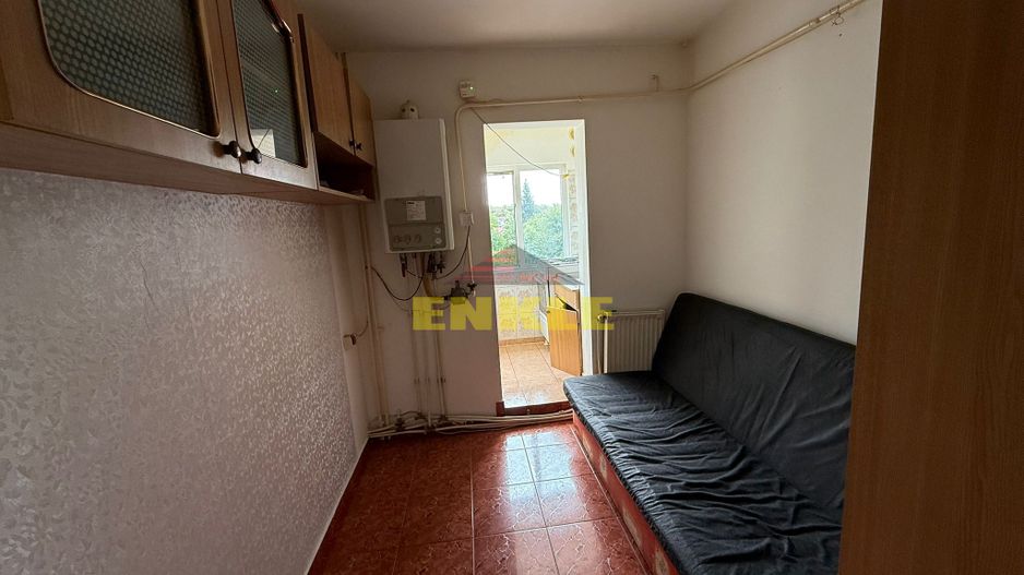 De vânzare apartament cu 2 camere, zona Bucovina. - Poză 4