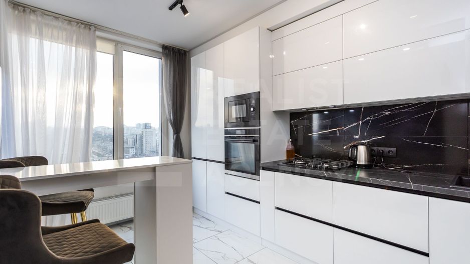 Chirie, apartament, 2 camere, bd. Renaşterii Naţionale, Rîşcani - Poză 1