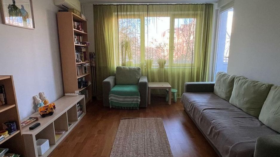 3 camere Titan, langa Parc si Stadionul National - Poză 1