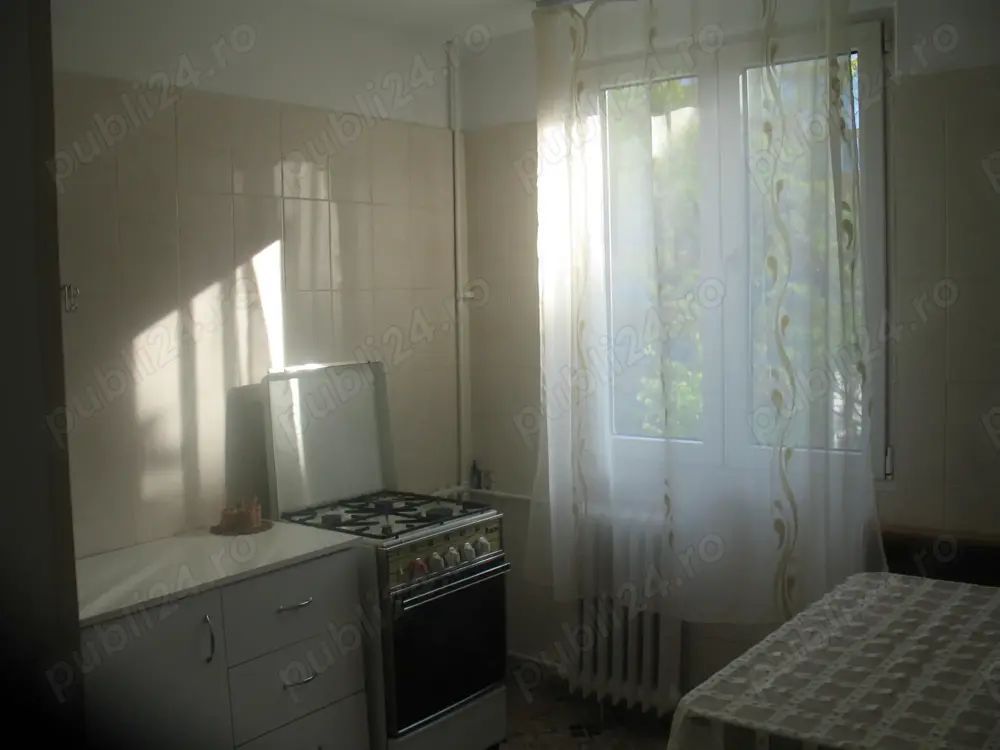Inchiriere apartament 2 camere - Poză 2