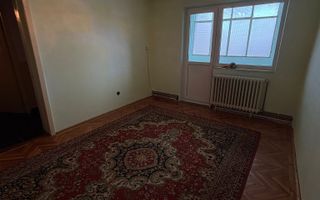 Apartament cu 3 camere de vanzare in Cugir - Poză 1