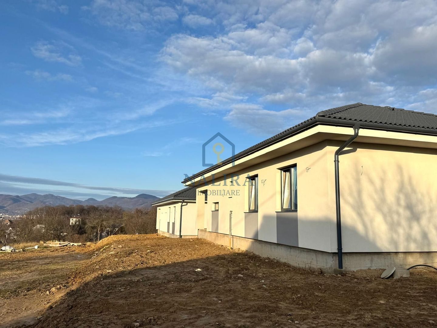 Casa de vanzare Satu Nou de Jos cu priveliste - zona retrasa - Poză 3