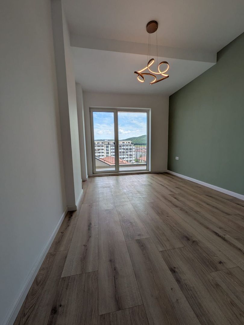 Apartament cu 3 camere, zona Eroilor, Floresti - Poză 7