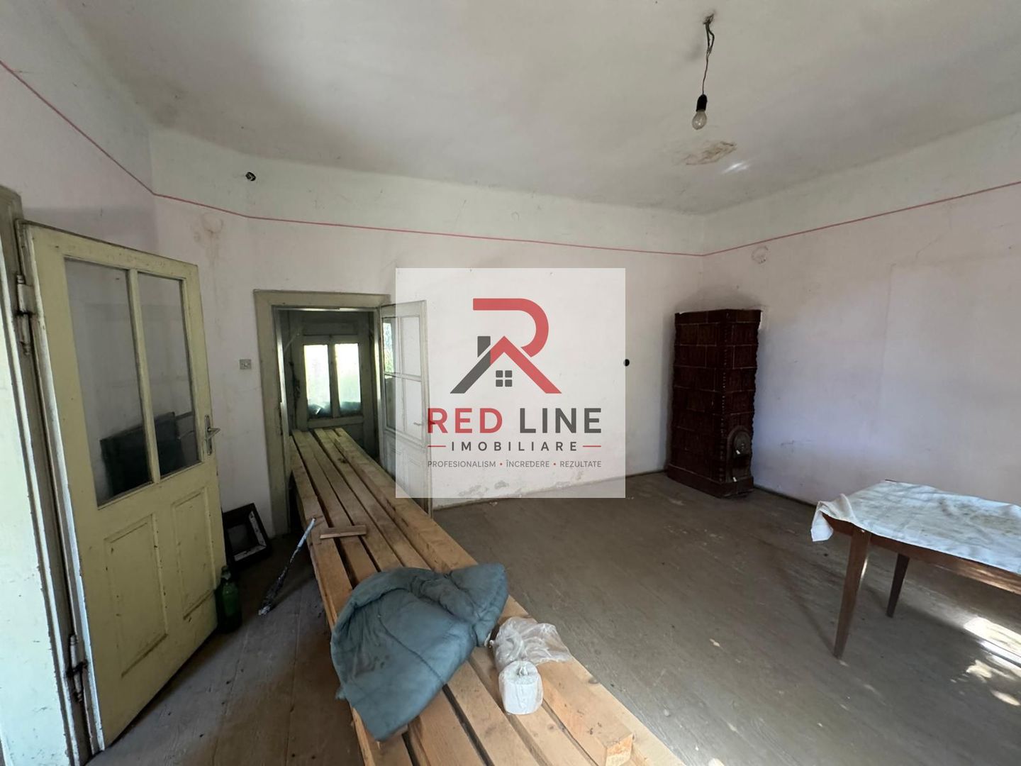 Casă individuală solidă din cărămidă 100 mp - B. Herculane - Poză 6