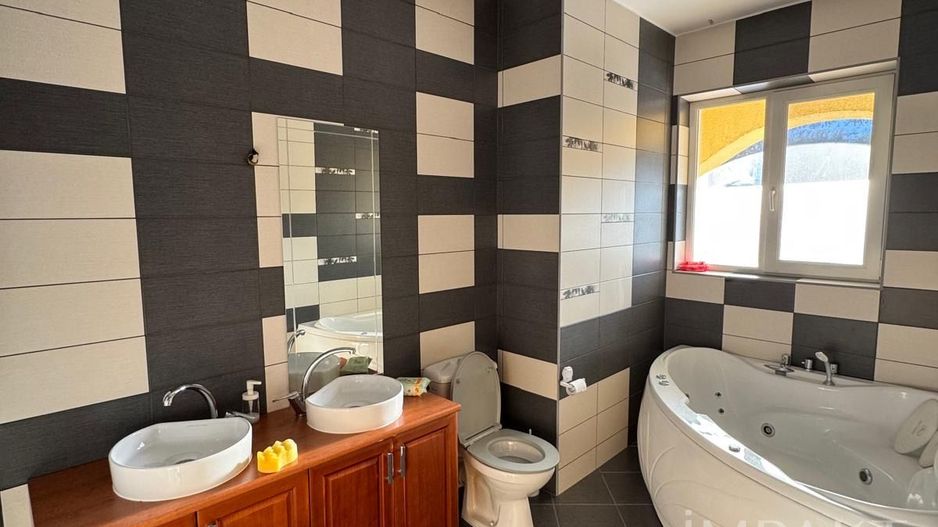 Casă tip duplex, 200 mp, 3 niveluri, 2 locuri de parcare - Poză 9