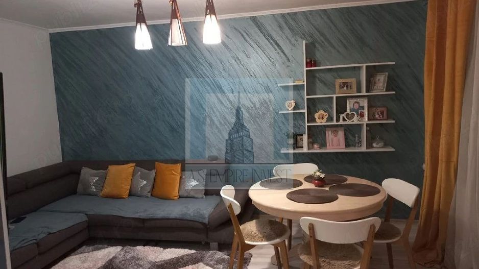De vânzare apartament 3 camere/ zona Codrii Cosminului - Poză 1