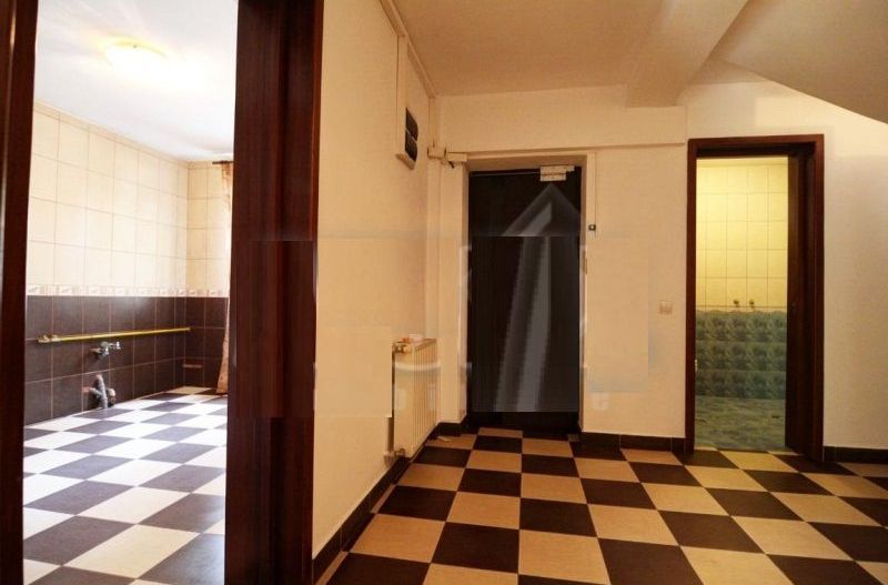 Vila 7 camere / zona Barbu Vacarescu - Poză 5