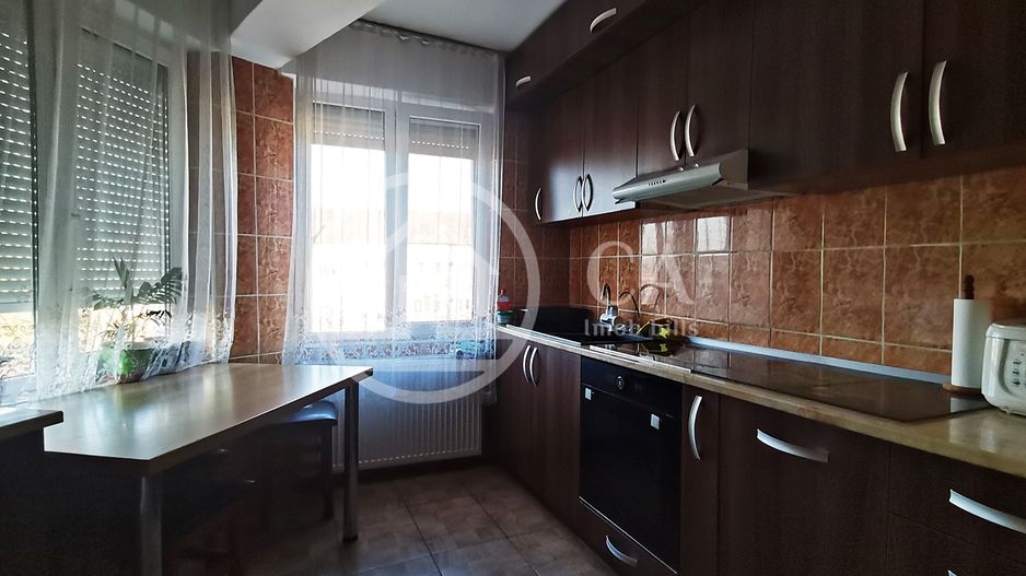 Apartament cu 4 camere de vanzare in Nufarul, Oradea - Poză 9
