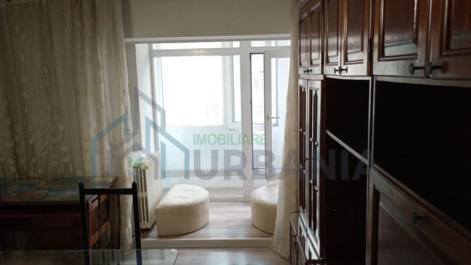 Camera de inchiriat - Poză 2