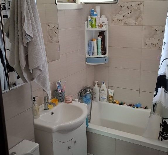 De vanzare apartament de 2 camere Titan -Scoala Mexic - Poză 4