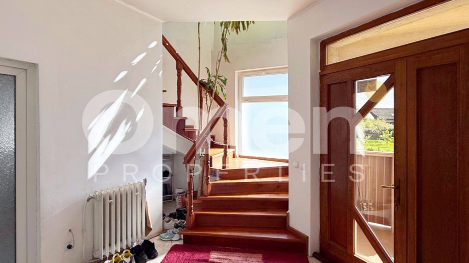 Casa de vanzare Tautii de sus 300 mp + 12 arii teren - Poză 10