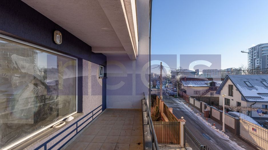 VANZARE VILA 7 CAMERE + GARAJ | 217 MP | TERASA 65 MP | ZONA BANEASA - HERASTRAU - Poză 3