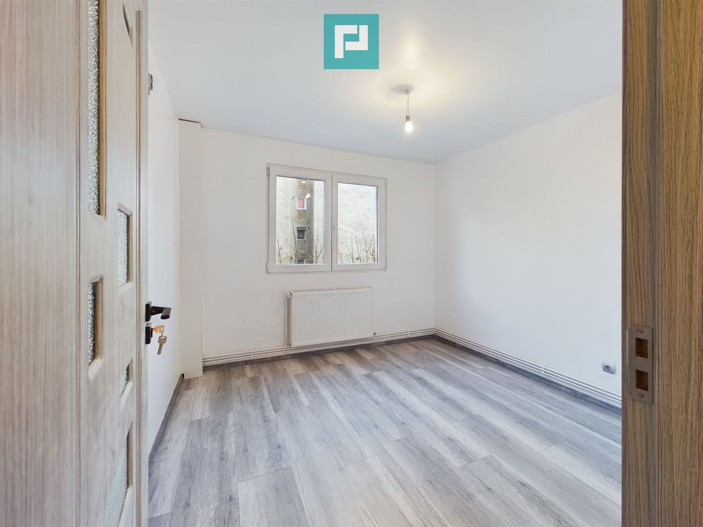 Apartament 3 camere pe str Hateg in Vlaicu - Poză 17