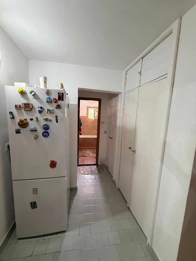 Inchiriem apartament cu 2 camere in Mazepa 2, et.3, pret 2000 de lei. - Poză 14