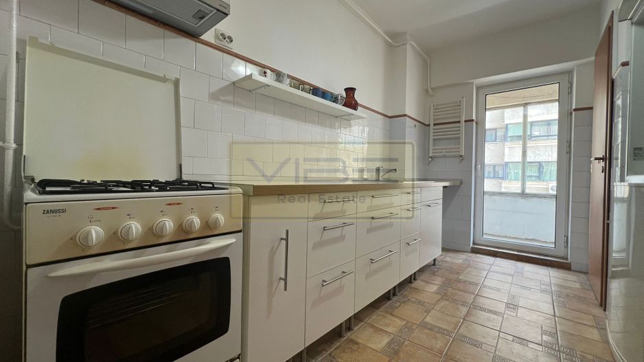 Apartament 3 camere decomandat  Centru Palas - Poză 14