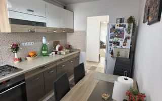 Apartament 3 camere/ Etaj 2/ Decomandat/ 2 băi/ Tudor - Poză 7