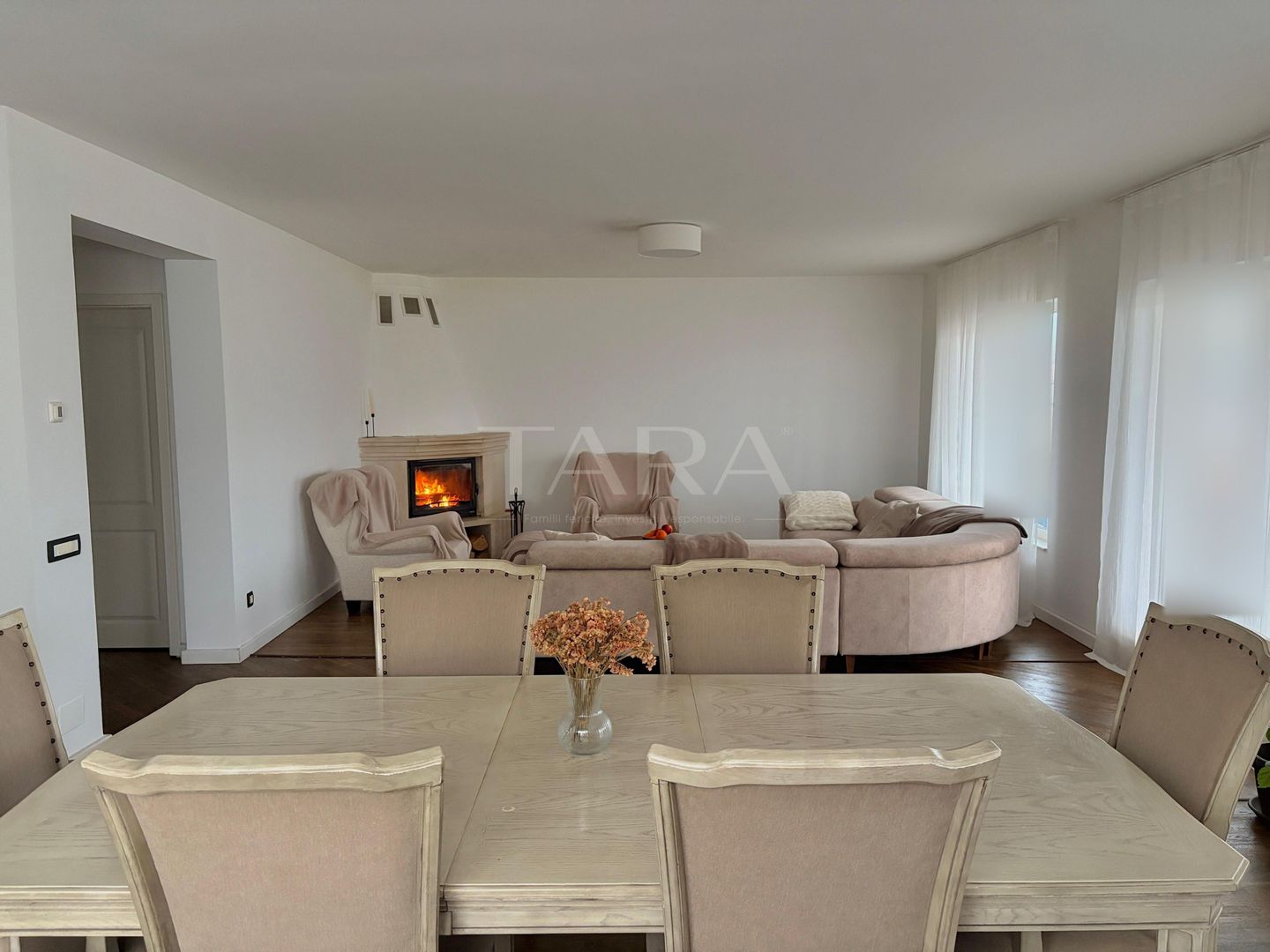 „Penthouse deosebit de vânzare în Florești, zona Panemar. - Poză 7