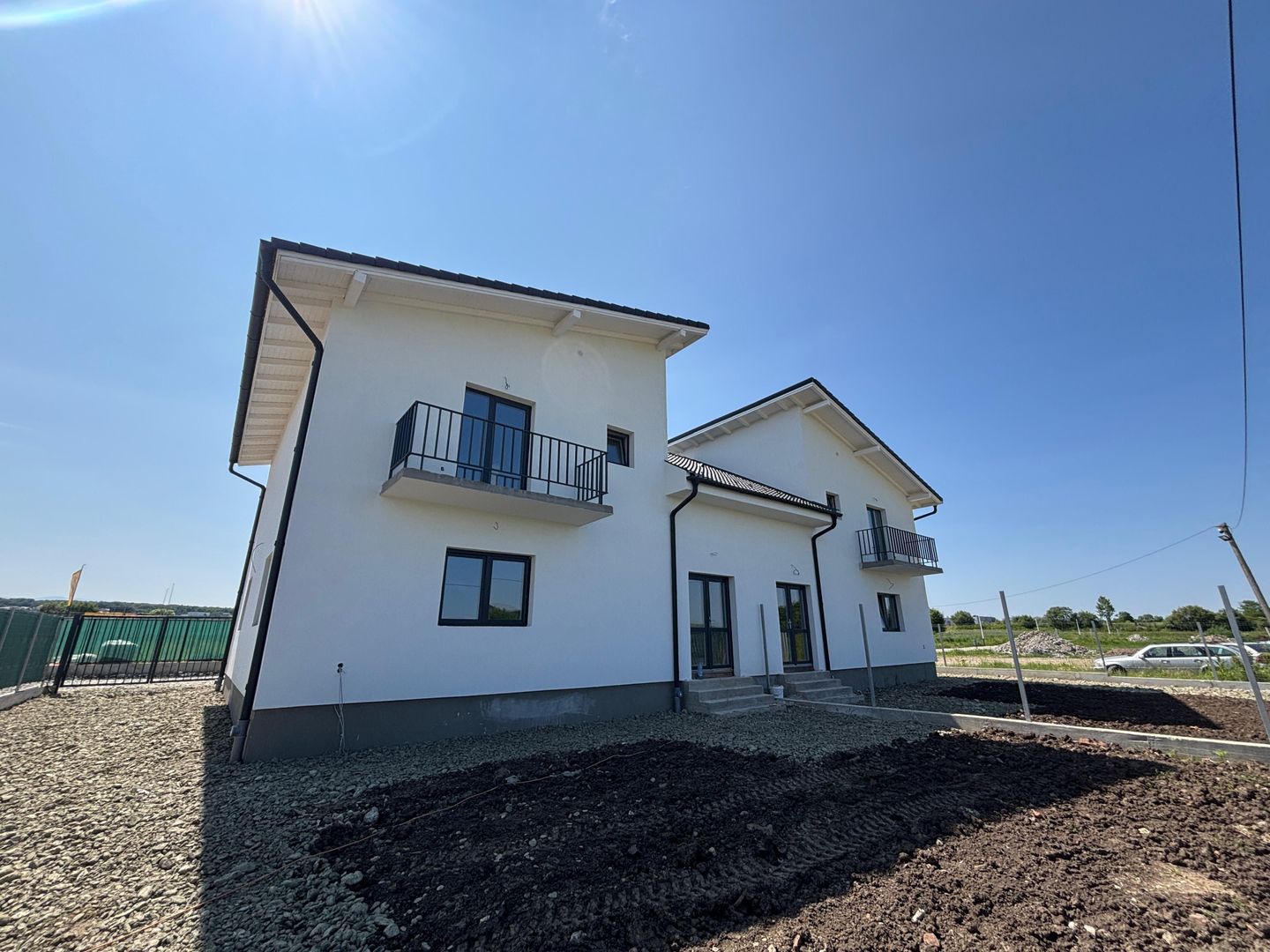 Viața la casă, liniște și munți la orizont – Duplexuri noi în Mohu - Poză 2