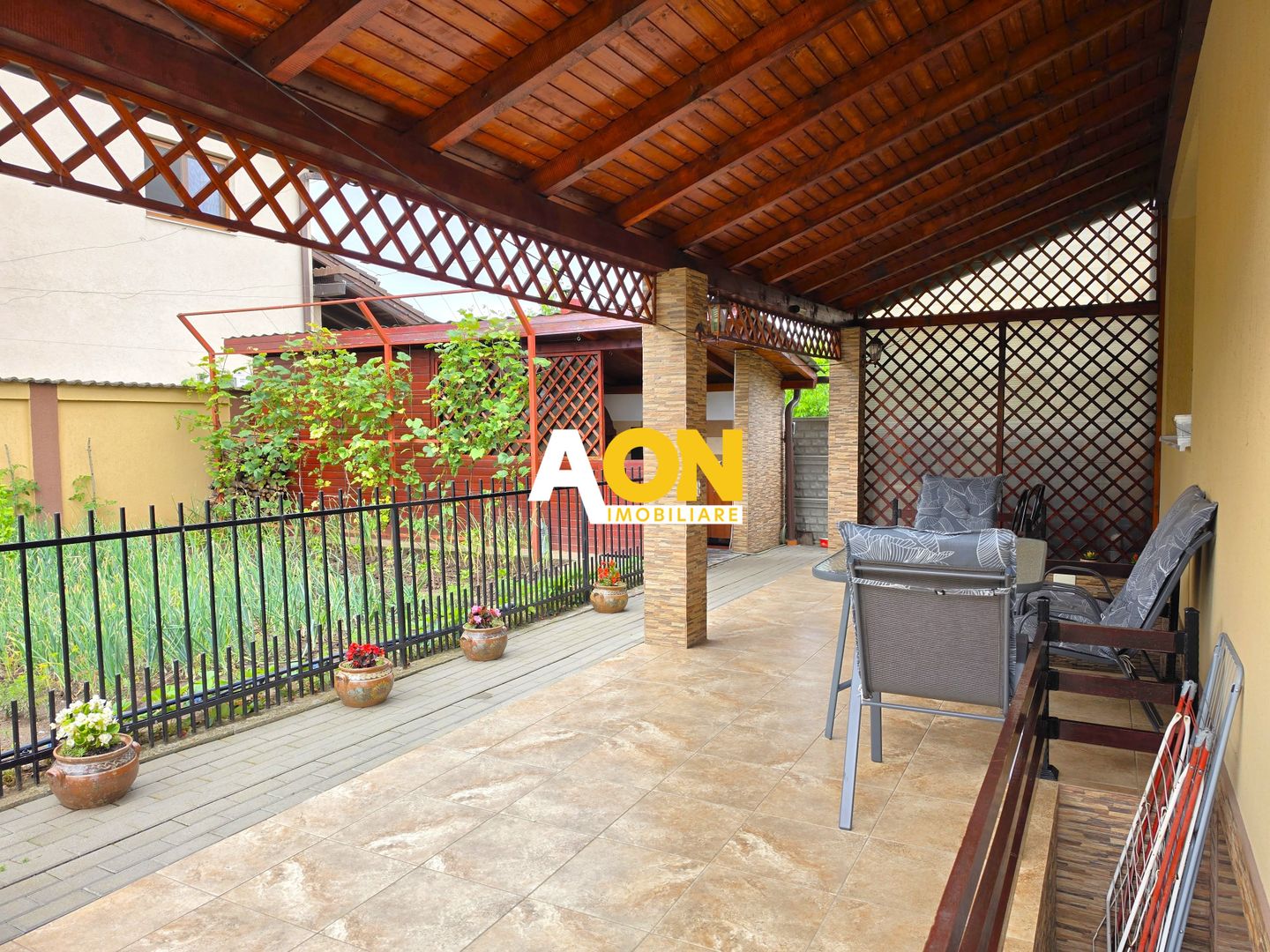 Casă 4 camere, mobilată, utilată, D+P+M, 326 mp teren, Cetate - Poză 3