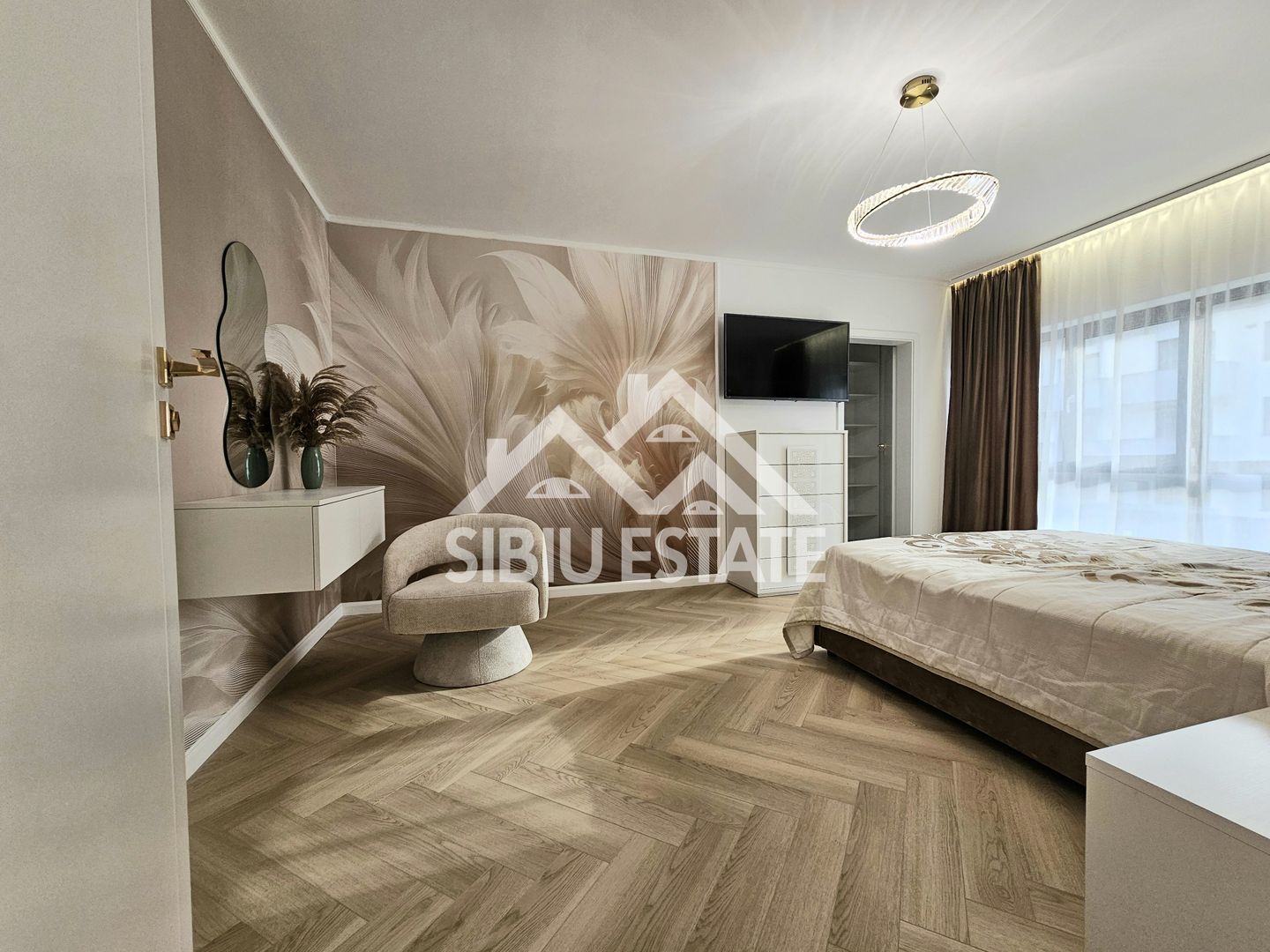 Casa prima chirie NOU  4 camere, 3 bai - Poză 3
