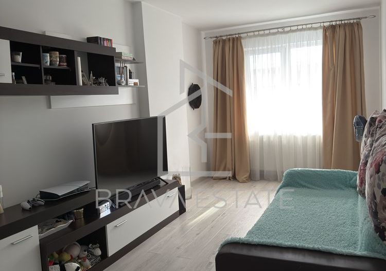 Apartament 2 camere, balcon, zona BMW - Poză 1