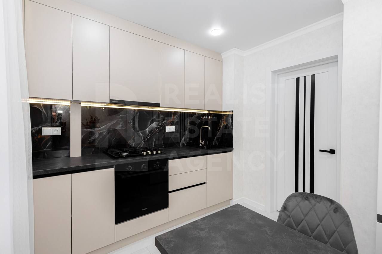 Vânzare, apartament, 2 camere, str. Vasile Lupu, Buiucani - Poză 1