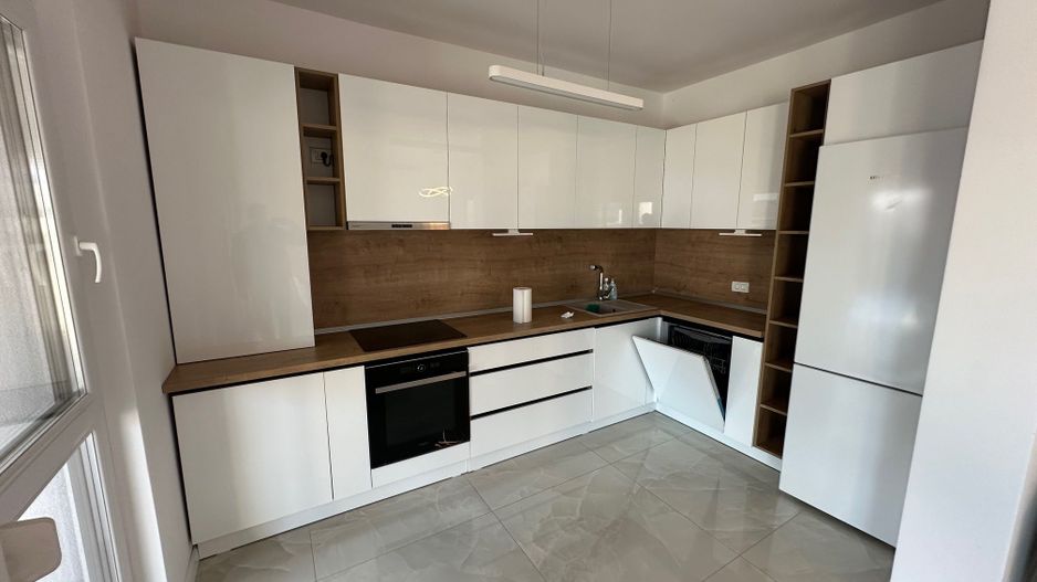 Duplex despărtit  prin garaj zona Ikea - Poză 8