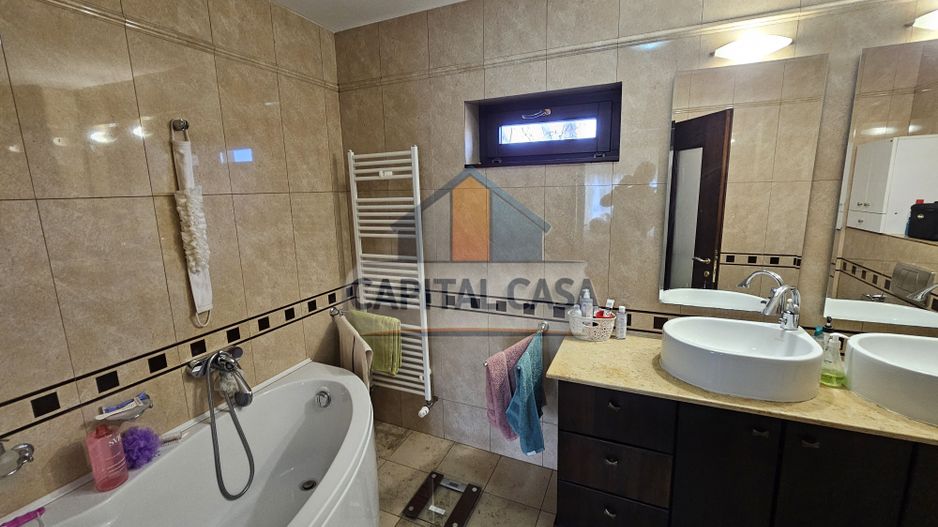 ​Vilă de Lux Unică în Ploiești | 690 mp Utili | Piscină Interioară - Poză 15