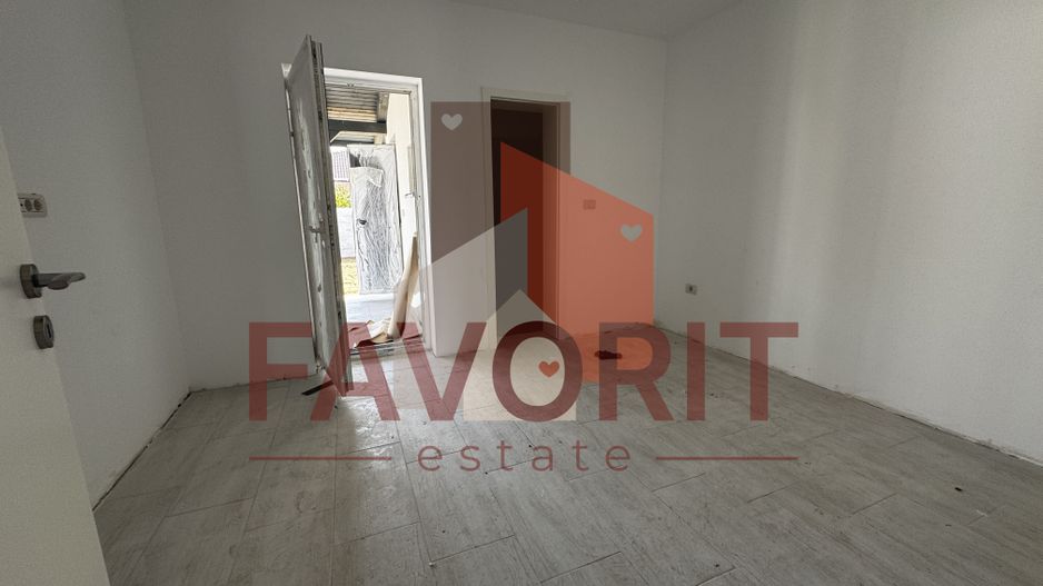 Duplex pe Parter | Pozitie excelenta | Toate utilitatile | 100m pana la asfalt - Poză 8