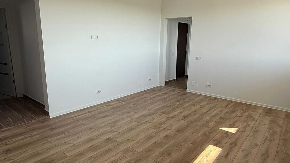De vanzare studio tip Penthouse, Alexandru Obregia, sector 4 - Poză 3