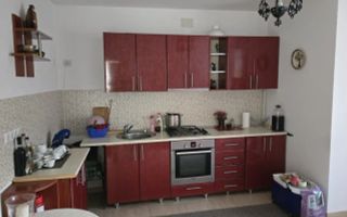 Casa de vanzare, 4 camere - Poză 5