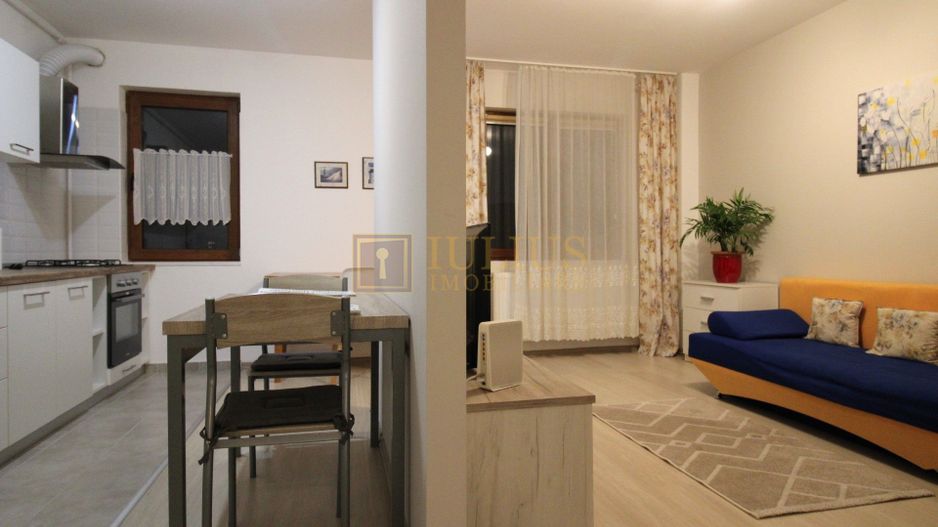 Zona de nord, Toronto Residance, mobilat modern. Loc parcare - Poză 1