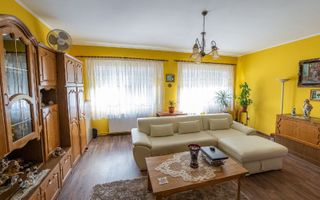 De vânzare casă cu etaj - Poză 6