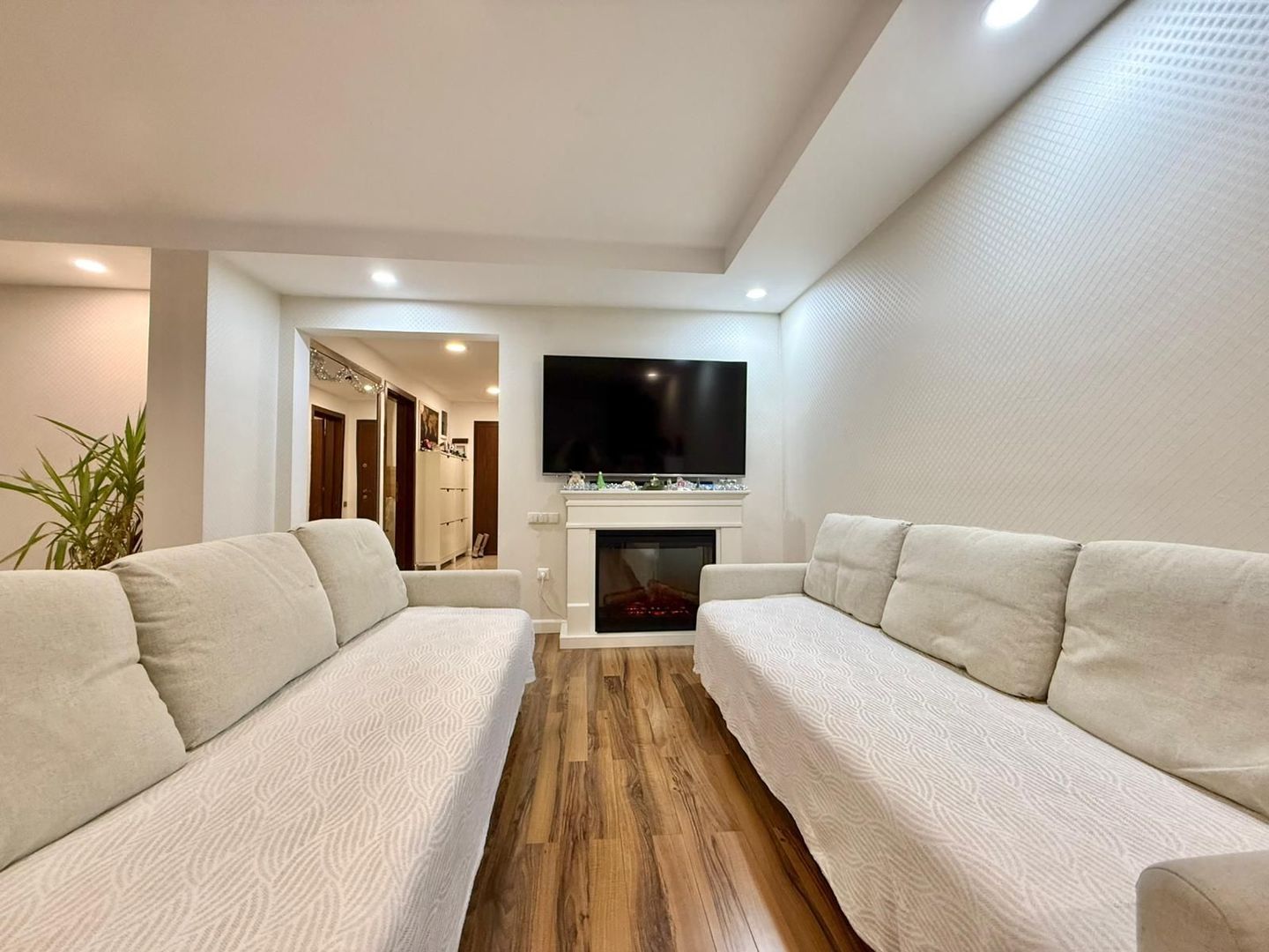 COSMOPOLIS - Vila Duplex cu 4 camere Mobilata si Utilata - Poză 2