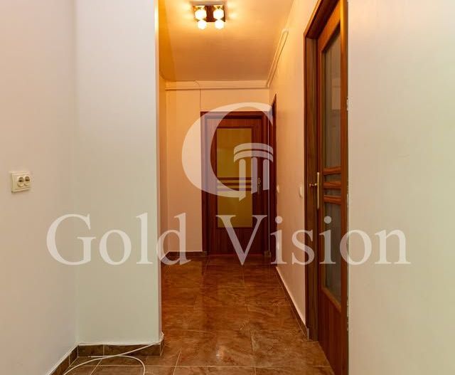 De vanzare apartament 2 camere, Reghin, central, disponibil imediat - Poză 3