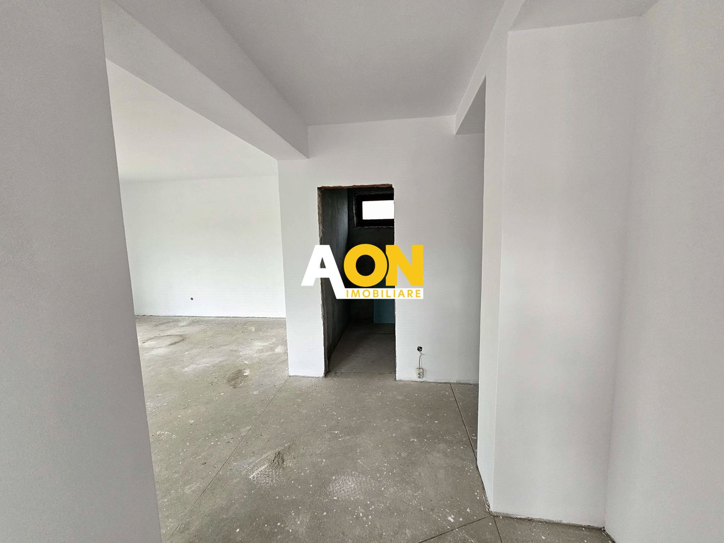 Casa semifinisata, 4 camere, 393 mp teren,  Barabant - Poză 3