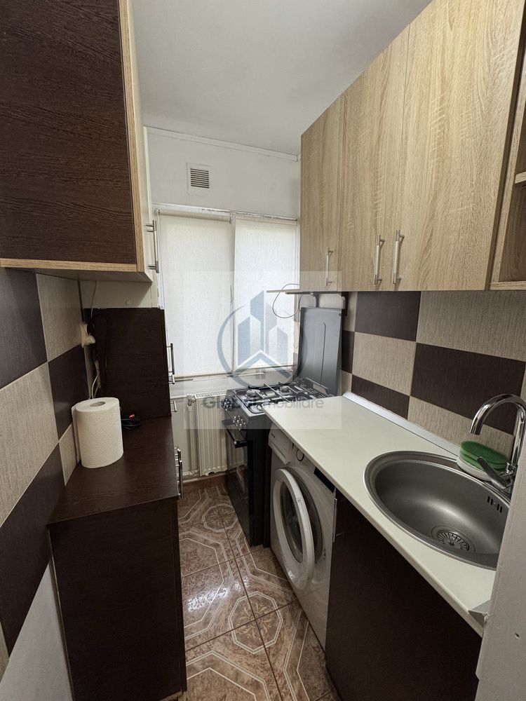 Proprietar inchiriez Garsoniera cu centrala proprie la 6 min de Metrou Gorjului, parc, parcare - Poză 4