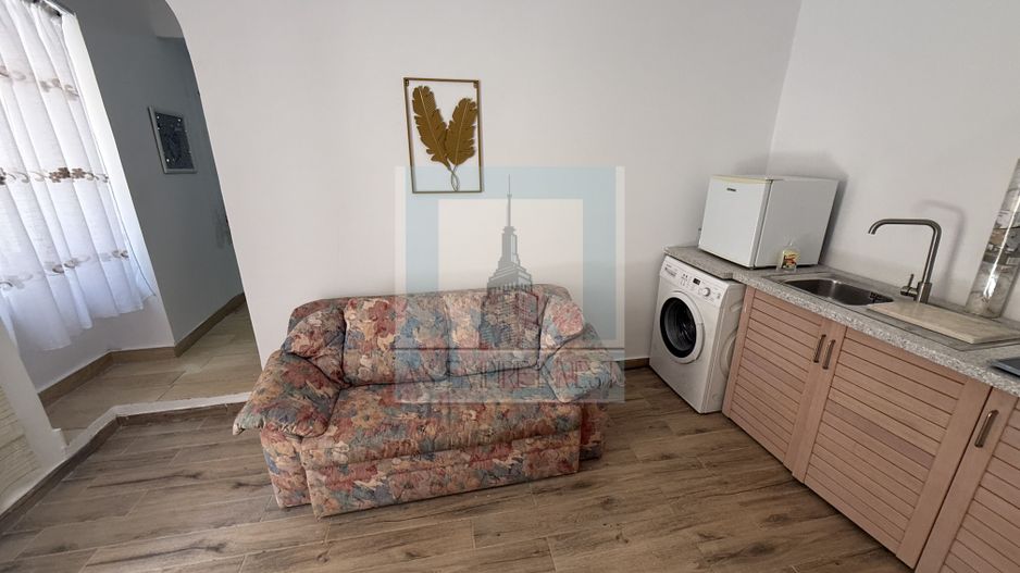Corp casa de 5 garsoniere mobilate/utilate - zona Brașovul Vechi - Poză 2