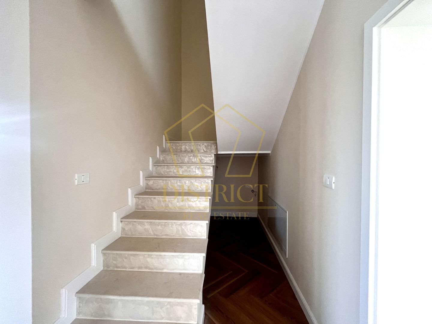 Duplex modern cu 4 camere I Giroc - Poză 7