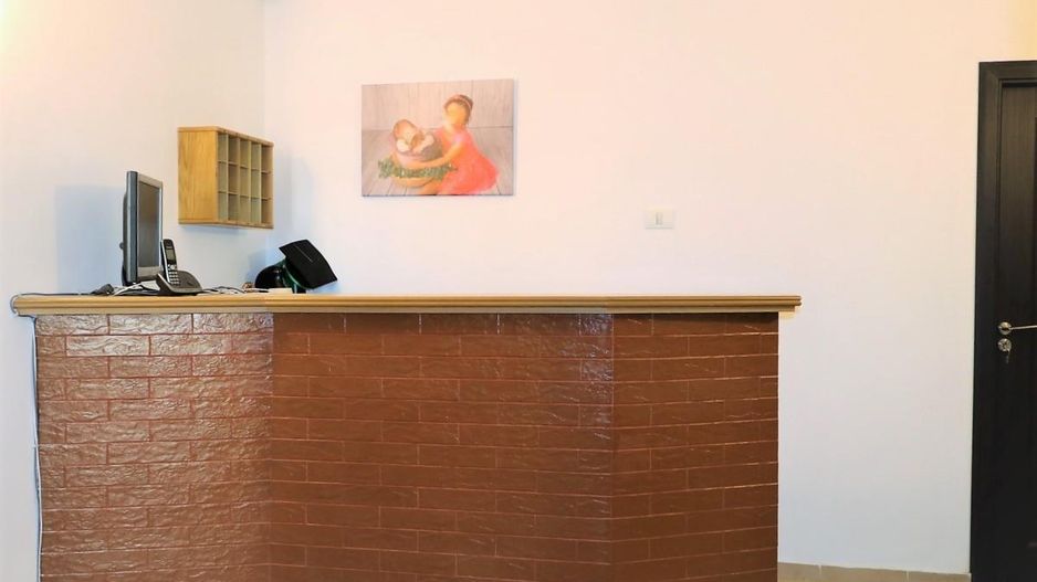 Mamaia Nord - Langa Mare, pensiune la cheie, 11 camere, 9 bai! - Poză 8