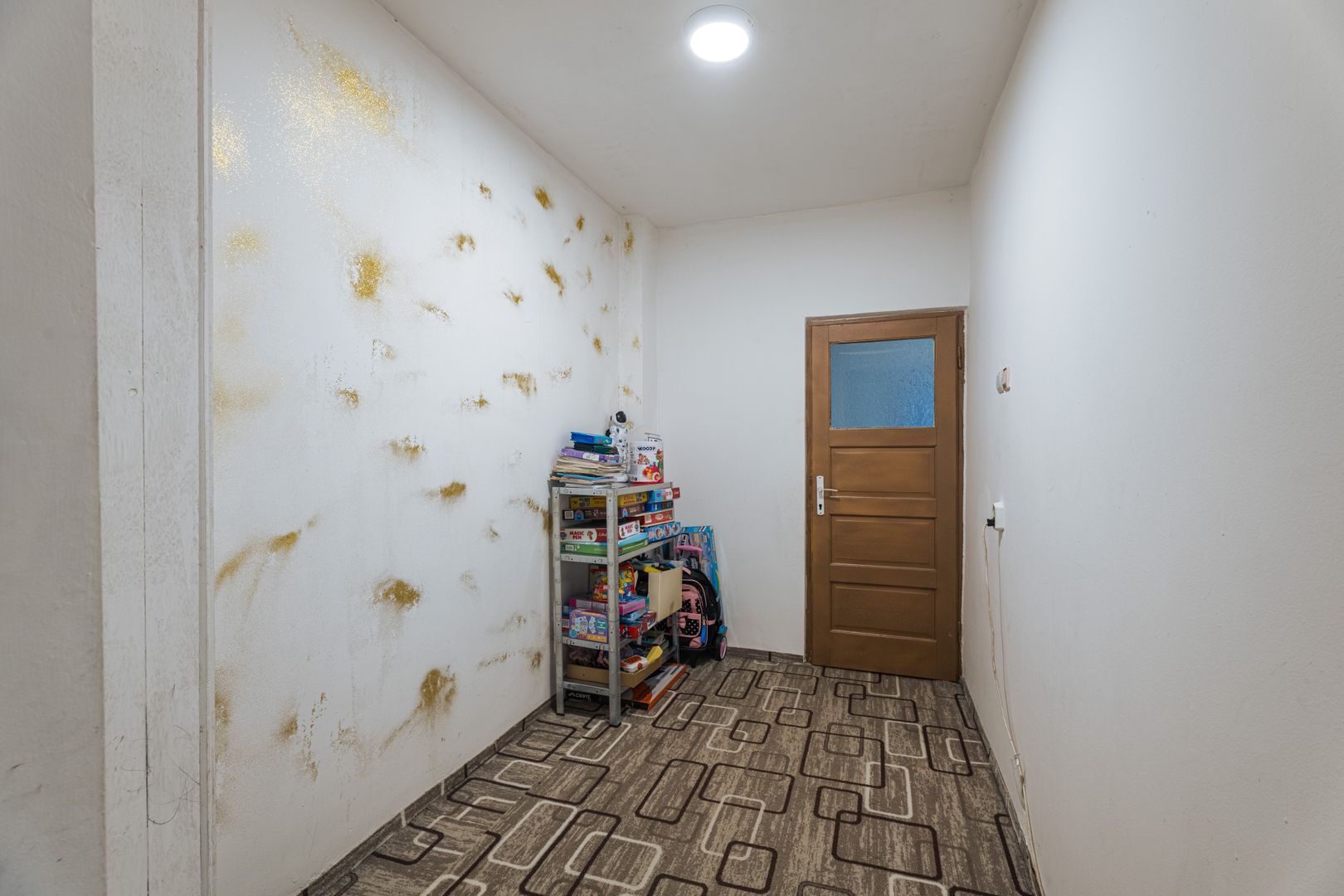 Casă cu 4 camere, anexă locuibilă și teren de 234 mp | Piața Sudului - Poză 10