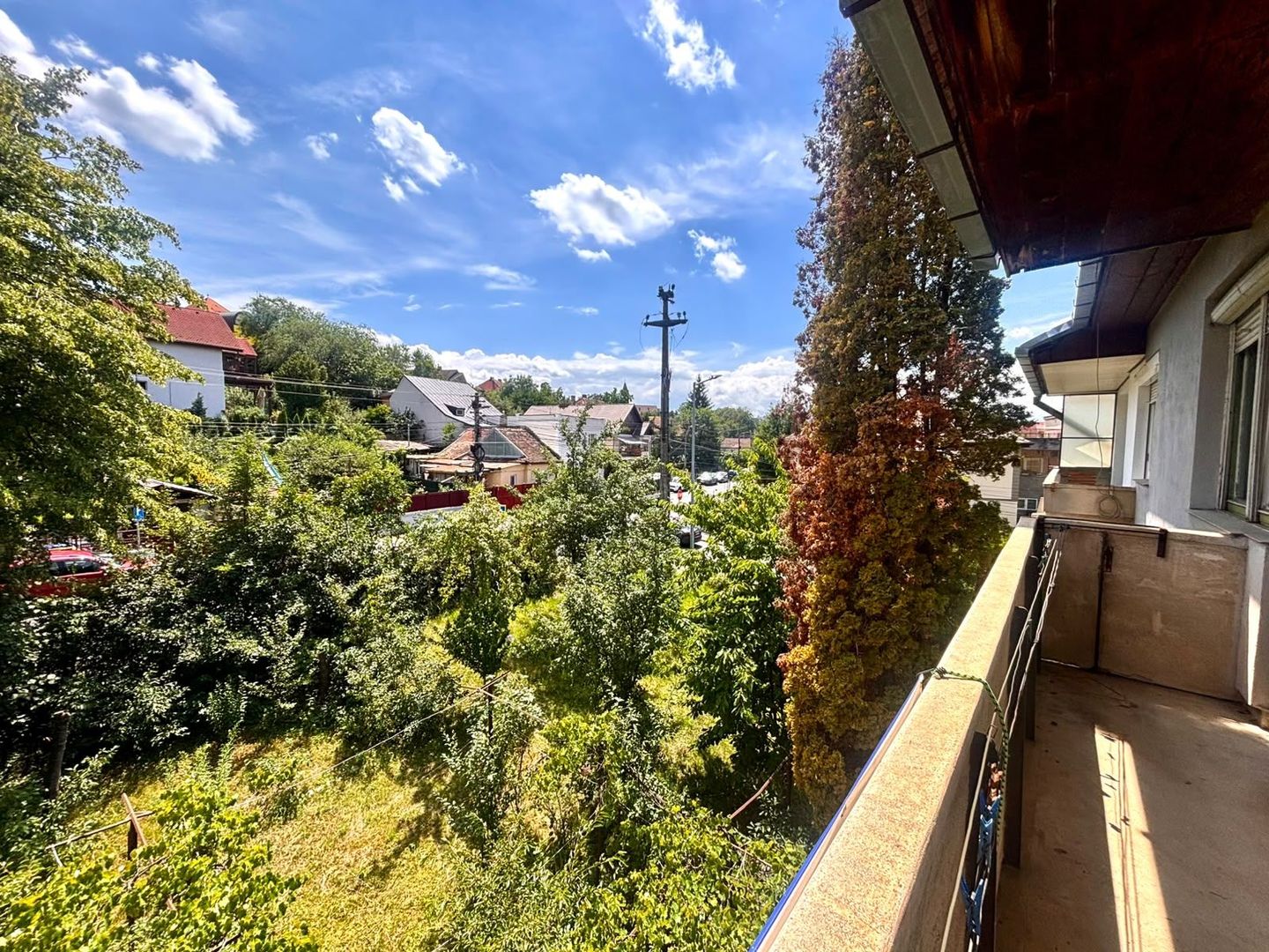 Apartament 3 camere central Ștrand cu garaj si boxa - Poză 2