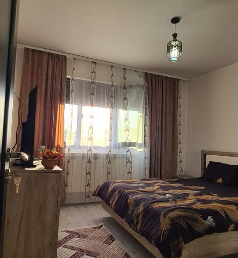 De vanzare apartament cu 3 camere, Piata Centrala, et. 3, 105.000 euro - Poză 10