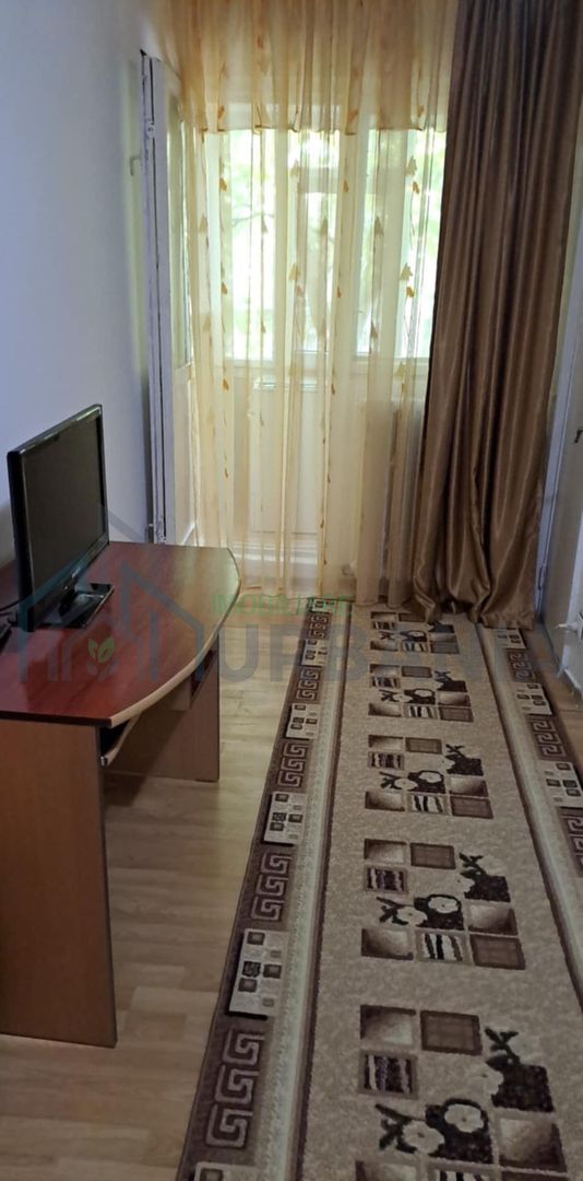 Închiriez garsonieră în Tudor Vladimirescu - Poză 1