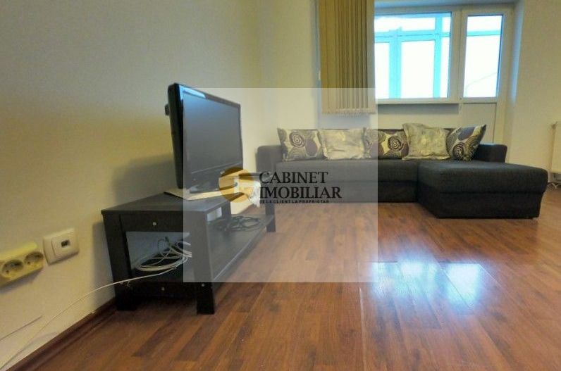 2 camere | Bd Carol | Vedere Panoramica | Centrala proprie - Poză 5