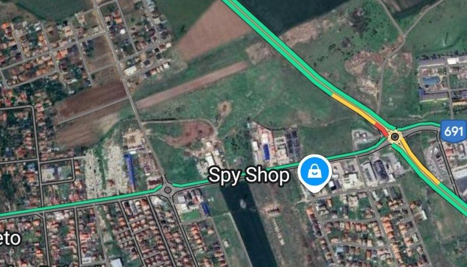 Teren de servicii/birouri - Poză 2