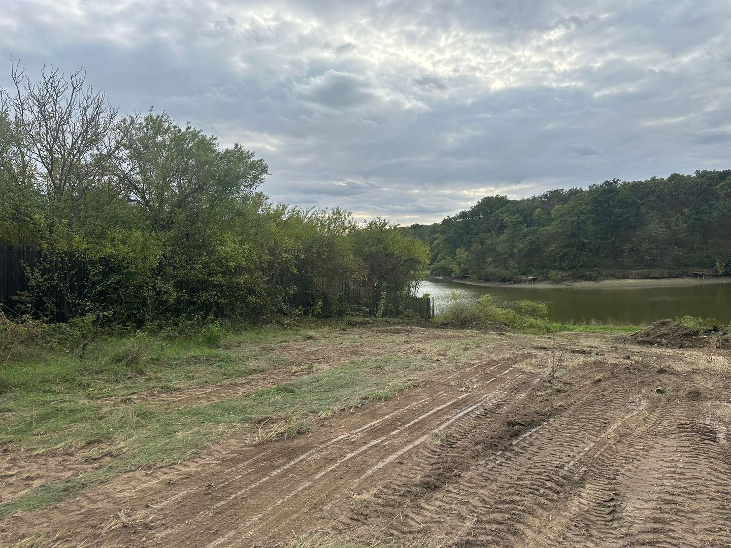 6300 mp teren Pasarea cu deschidere la lac - Poză 2